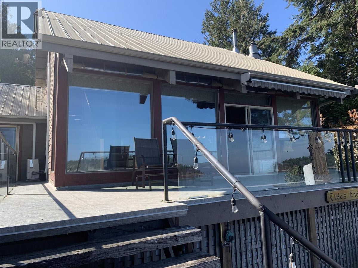 574 ARBUTUS DRIVE photo 8